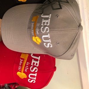 Set of 2 Hats  for 1 price New (unisex) New